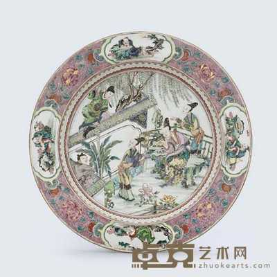 YONGZHENG (1723-1735) A LARGE ROSE-VERTE DISH 